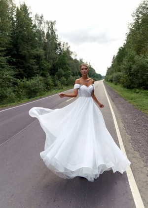 Off Shoulder Beaded White Organza Pleated Modern Wedding Dress